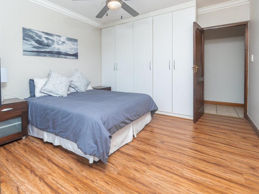 5 Bedroom Property for Sale in Caribbean Beach Club North West